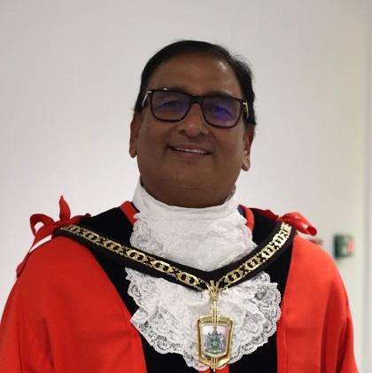 Deputy Mayor's portrait photo of Councillor Dr. Sunil Gupta.