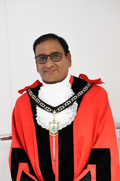 Deputy Mayor's portrait photo of Councillor Dr. Sunil Gupta.